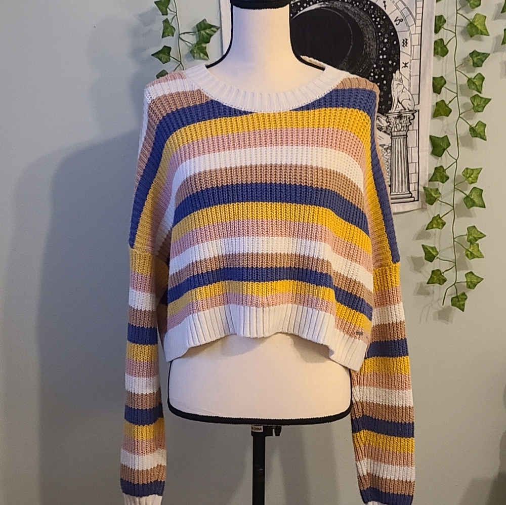 Hollister sweater